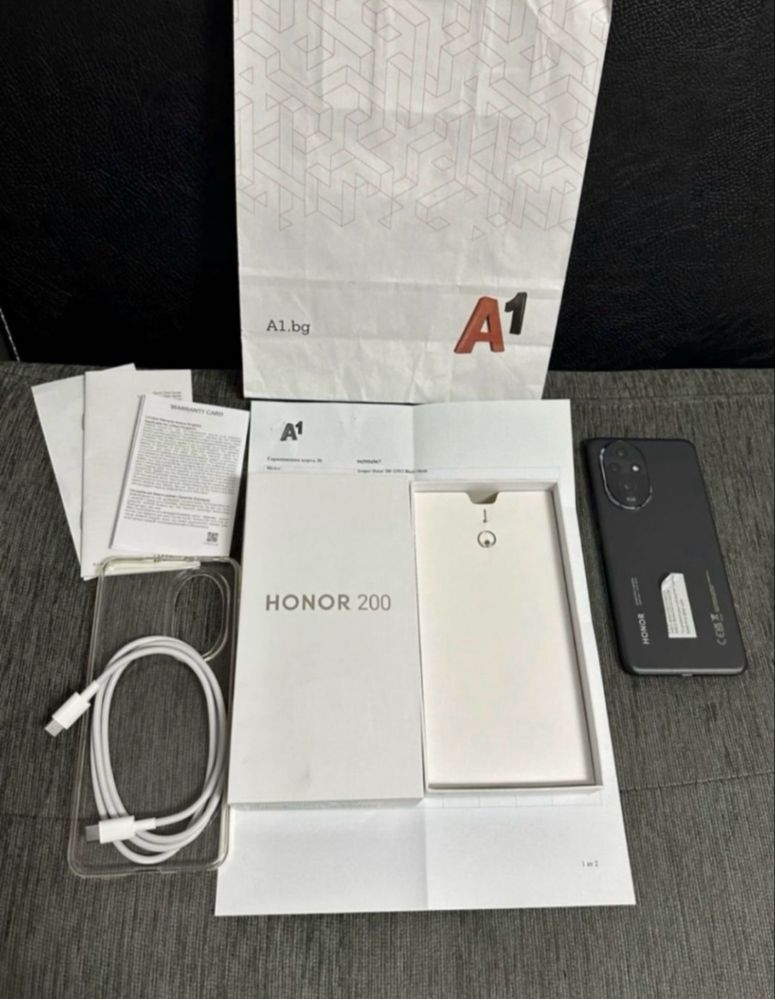 КАТО НОВ 512GB Honor 200 12GB 5G Гаранция A1 2026г. Black / Черен