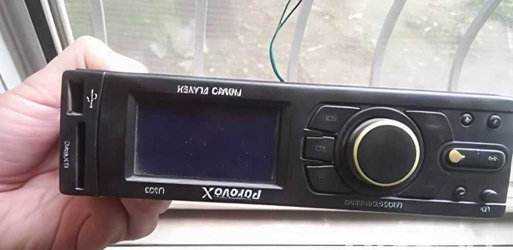 Нерабочая старая китайская автомагнитола. Цена окончательная