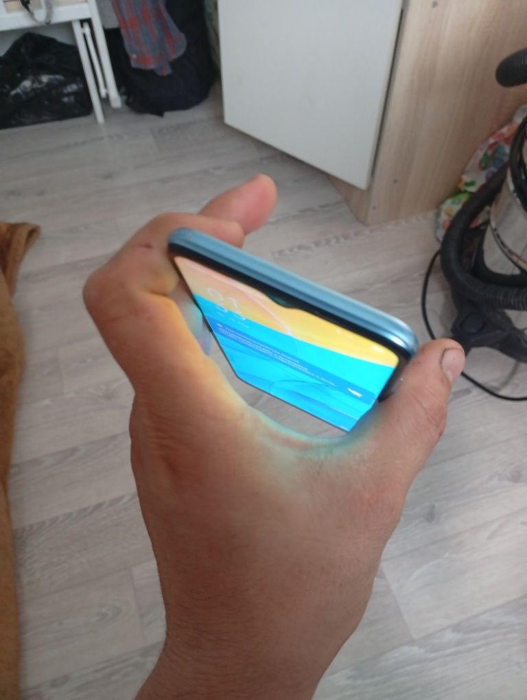 Oppo a15 продам.