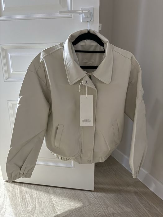 Женское пальто серое