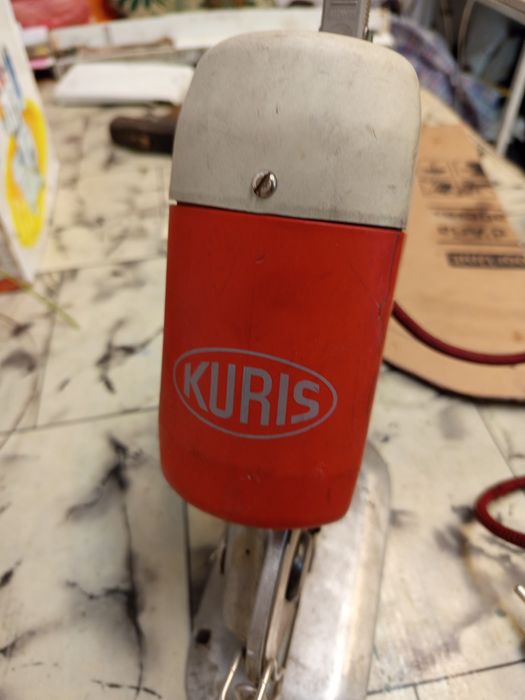 Дискова кроялна ножица работи перфектно