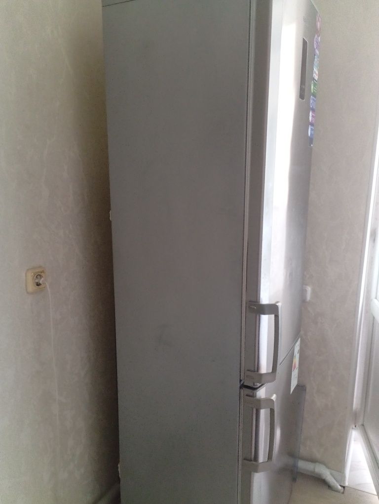 Продаётся холодильник