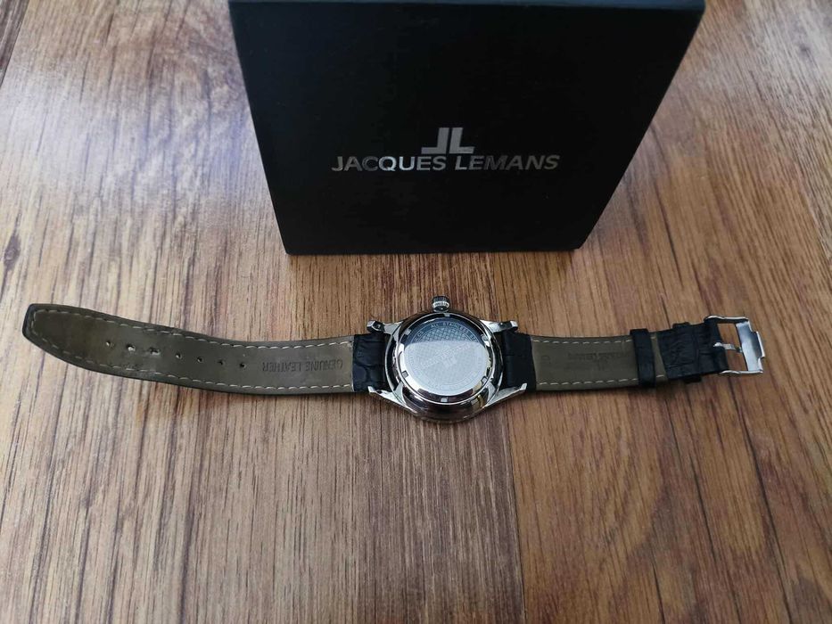 Часовник Jacques Lemans 1-2073A