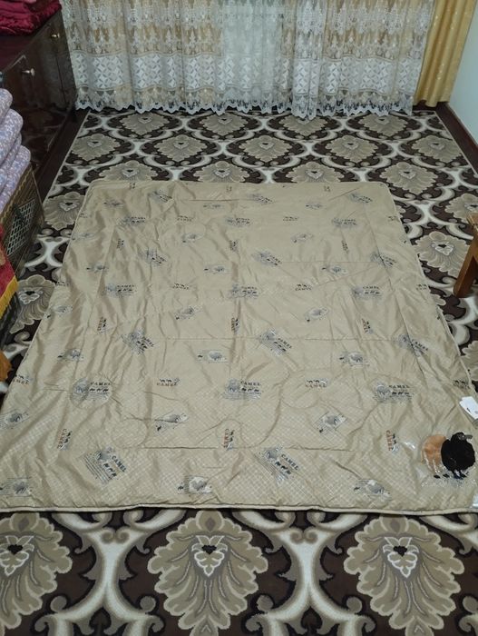 Одеяло из верблюжьей шерсти