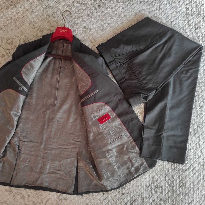 Мъжки костюм CARTEL - 52R