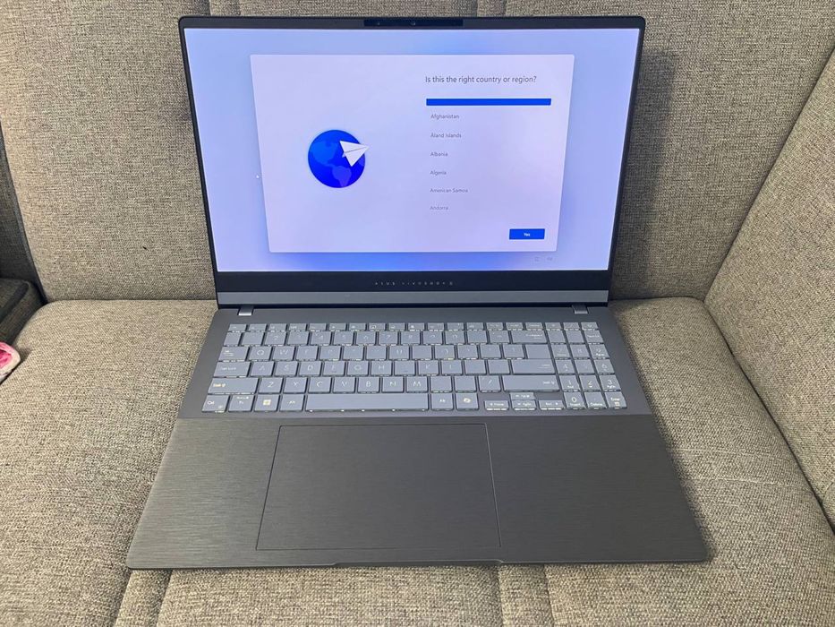 Asus Vivobook S15 OLED
