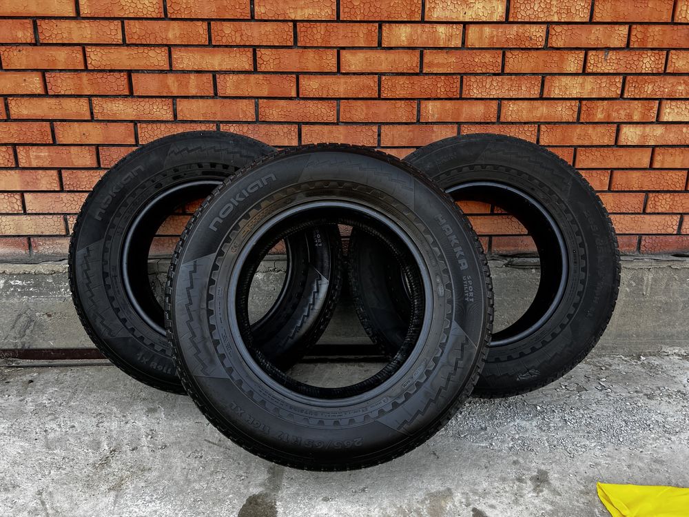 NOKIAN HAKKA 265/65/17