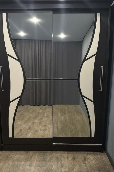 Шкаф-купе для вещей