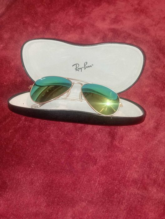 RAY BAN aviator оригинал с твърд калъв