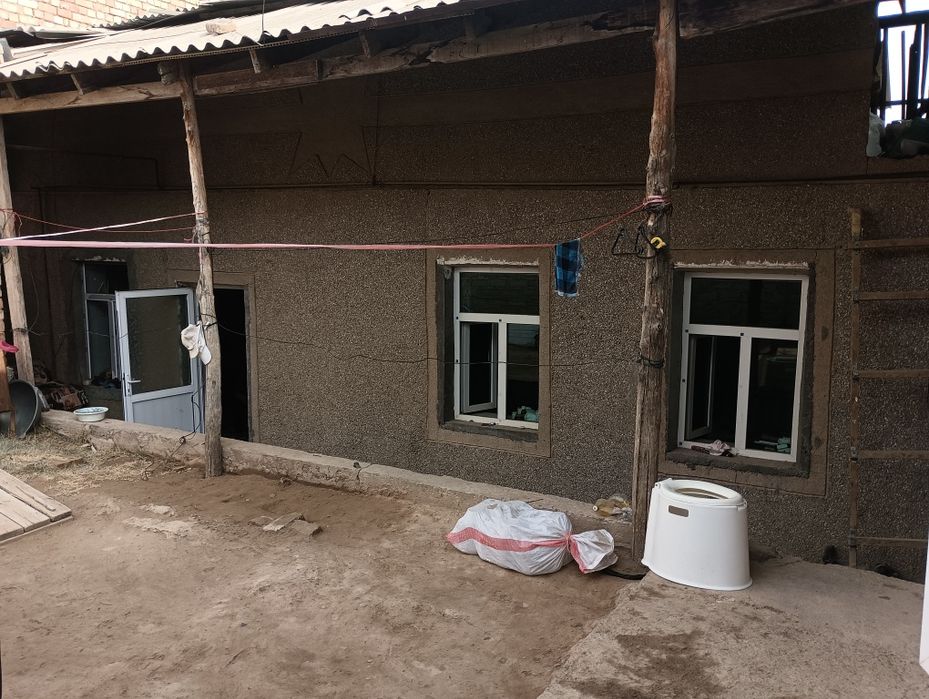 TTZ 4 UCHASKA SOTILADI yengi masjidga qoshni bolasiz