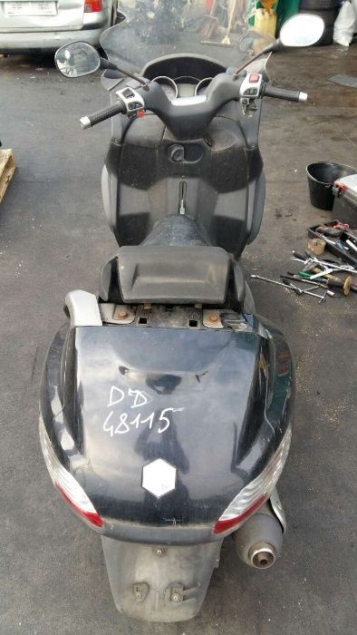 Piaggio MP3 250 – На части