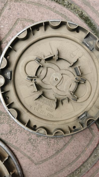 Оргинални капачки за ауди