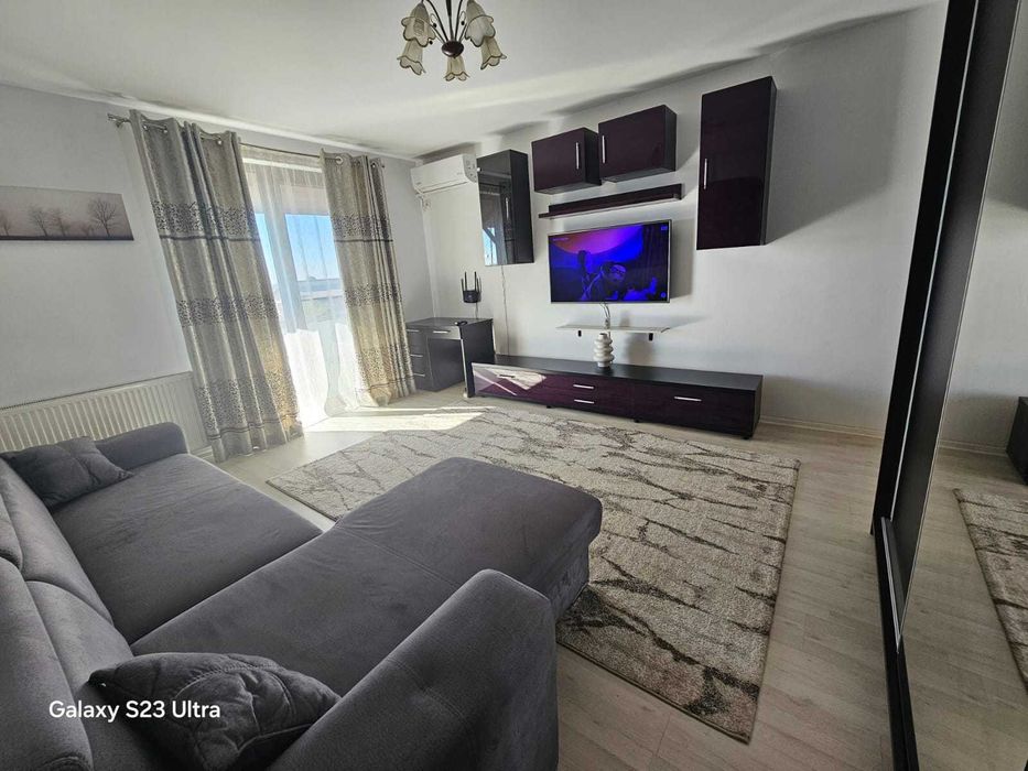 PROPRIETAR. Apartament decomandat 2 camere Râul Doamnei + Boxă subsol