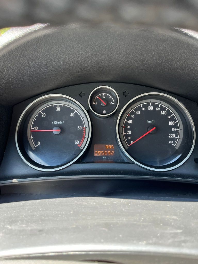 Opel Astra H, 1.7 cdti