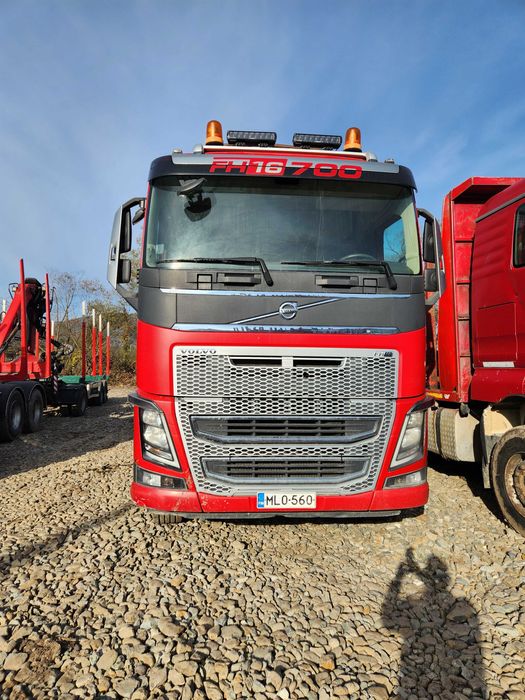 Forestier Volvo FH 16 diferite piese macarale forestiere