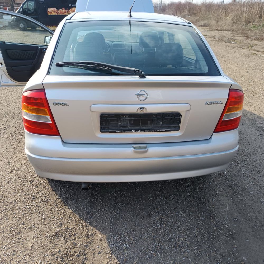 Opel Astra G 1.8 115  НА ЧАСТИ
