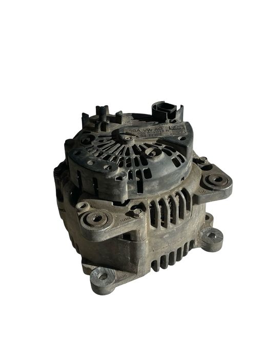 Alternator AUDI Q7 4LB 2006 - 2016 3.0 TDI quattro BUG 059903015R