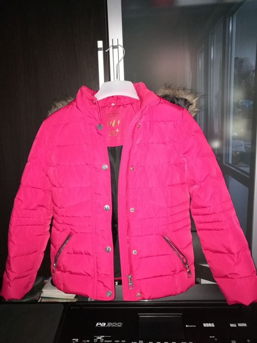 Gecuță roșie Soft Feathers pt fată