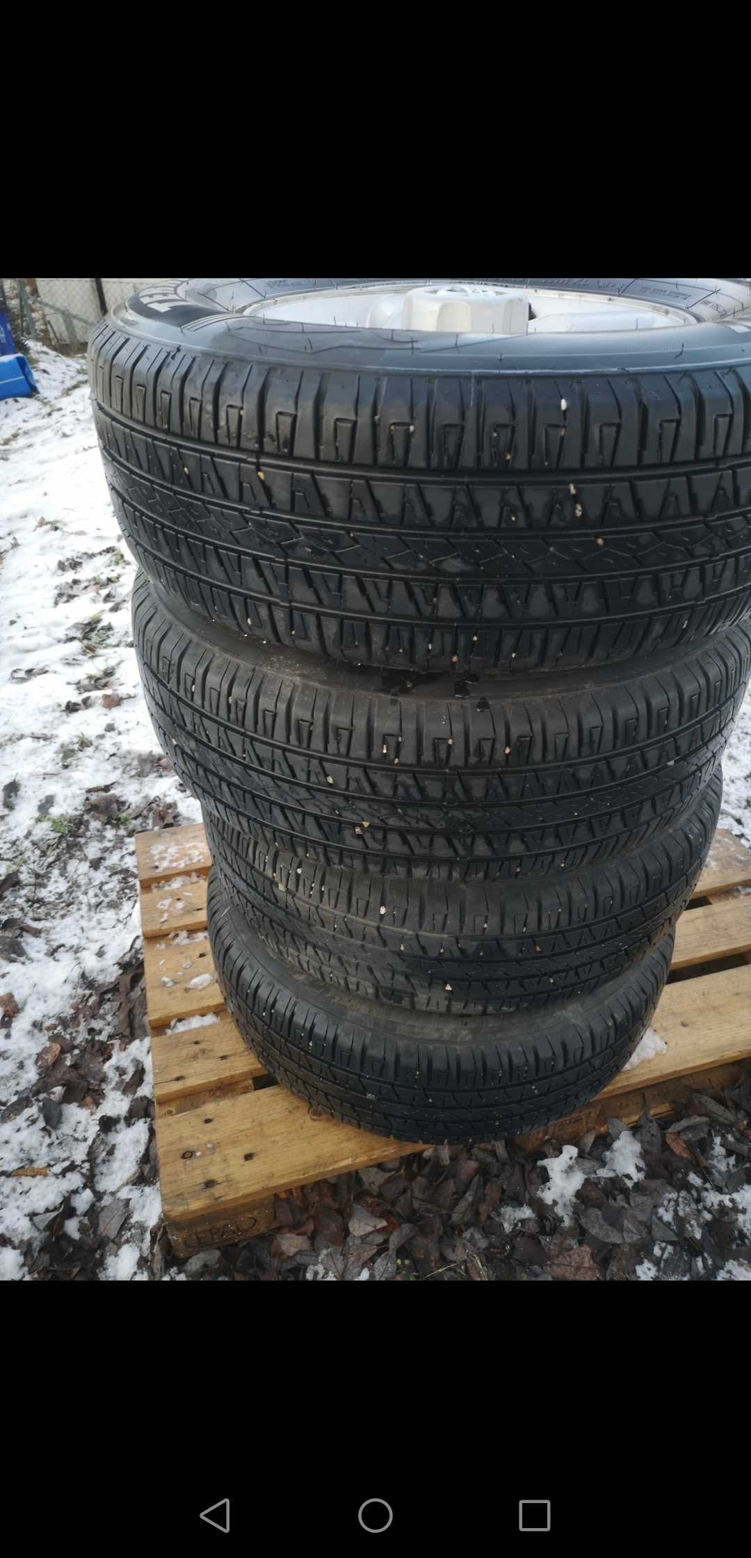 Гуми с джанти за
