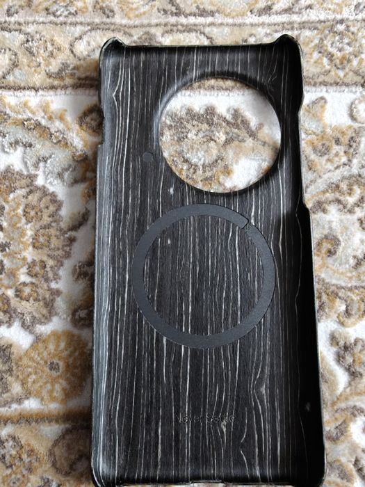 Vând husa protectoare telefon OnePlus 13 originala lemn