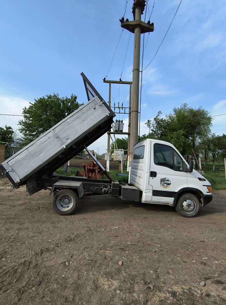 Vând Iveco Daily 2.8 Clasic