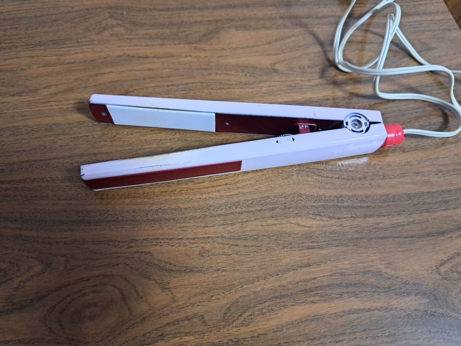 Продается утюшок