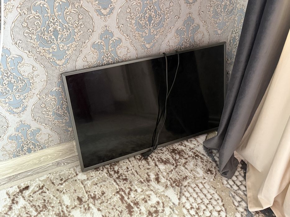 Yasin телевизор .