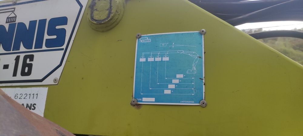 Semiremorca forestiera marca floor