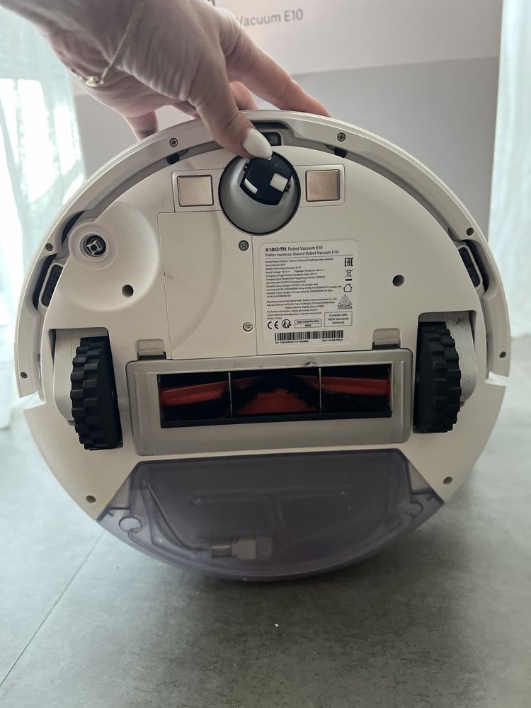 Прахосмукачка робот Xiaomi - Robot Vacuum E10, бял