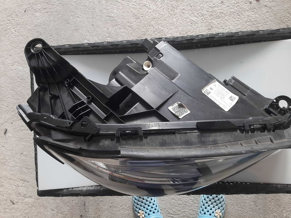Продавам фарове за Mercedes W213  MULTIBIIM