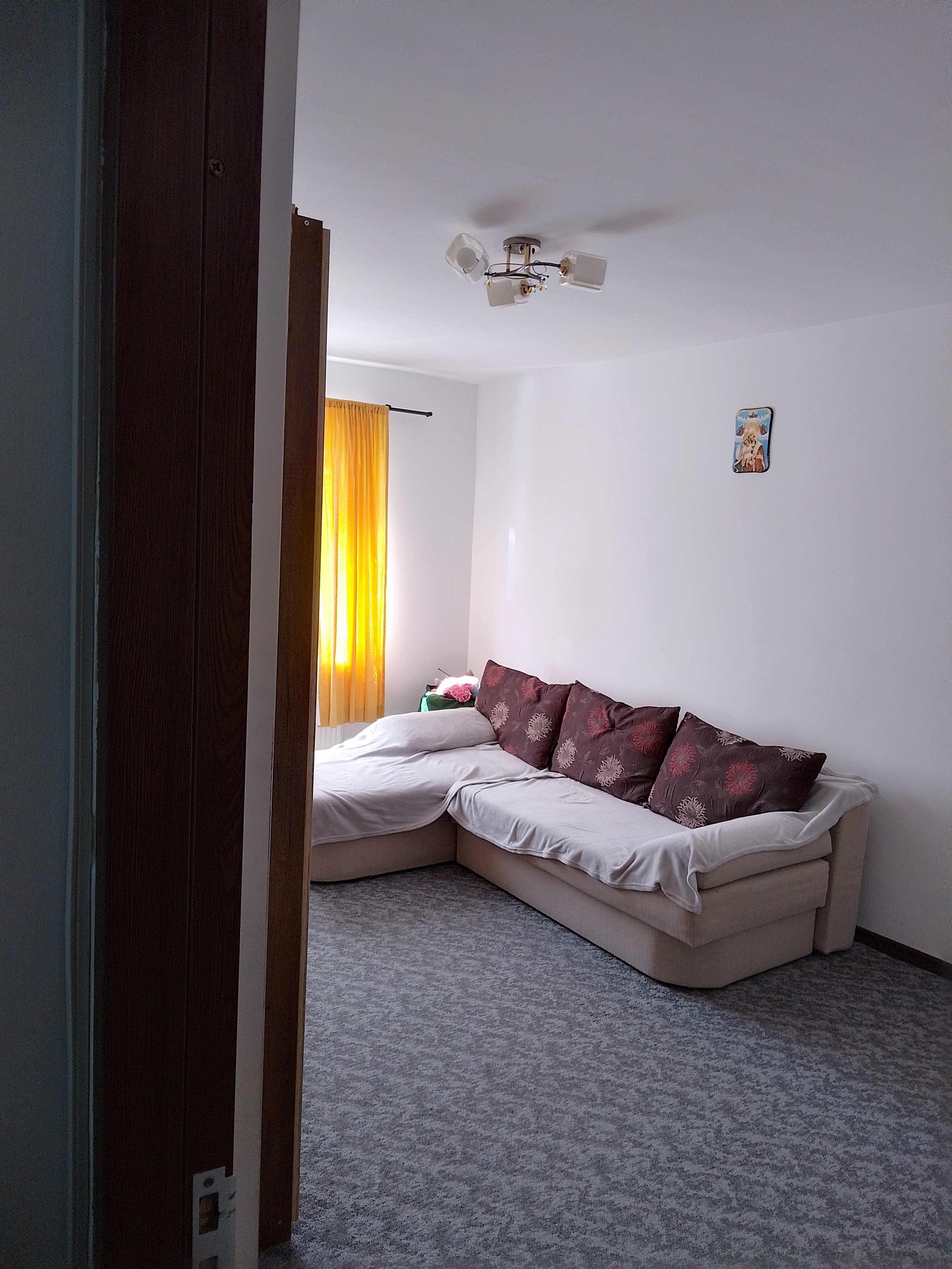 Vând apartament 2 camere