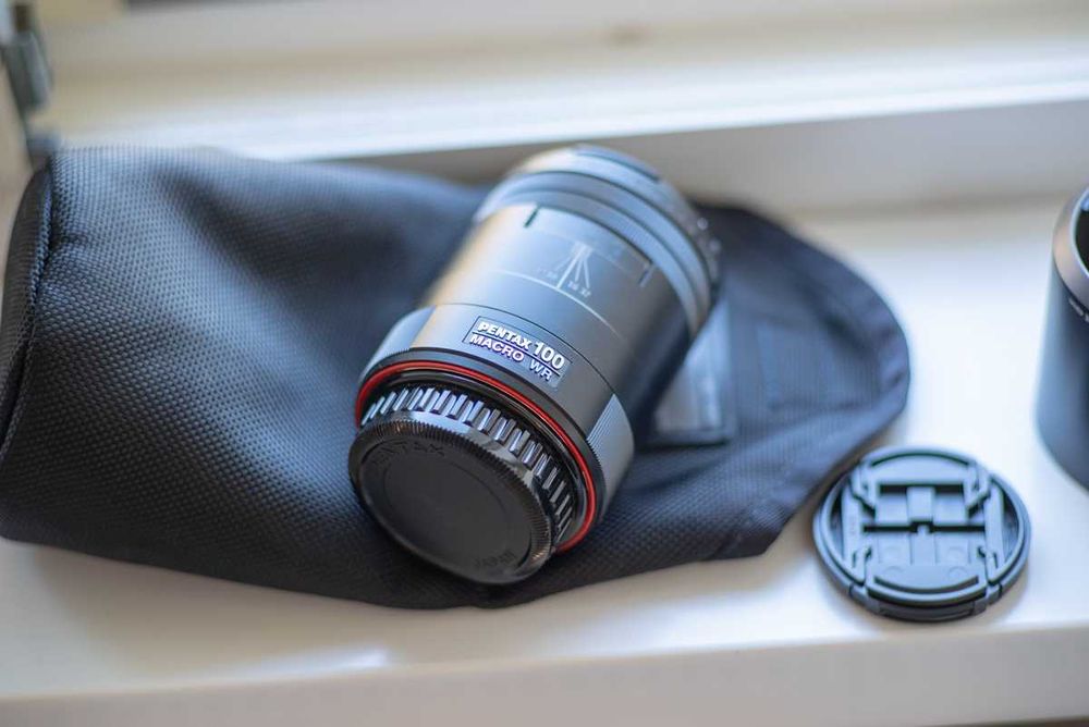 SMC Pentax D FA 100mm F 2.8 Macro WR ca NOU+Acumulator Original-Cadou!