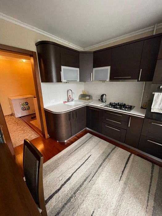 Продам 3 комн.квартиру в районе Ударника, центр , ленинг.планировки