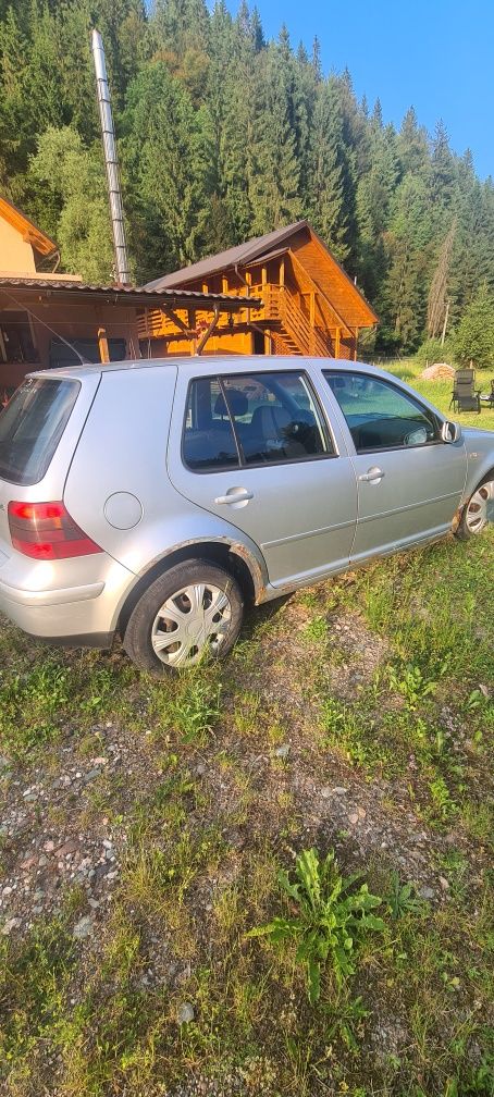 Vând VW Golf 4 1.6 Benzina
