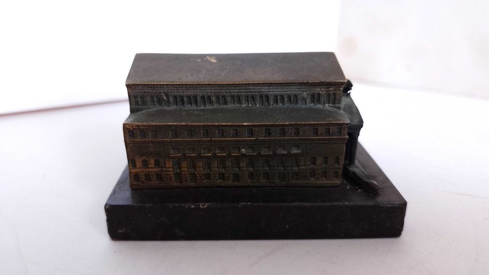 Миниатюри "Большой театр" и Триумфалната арка