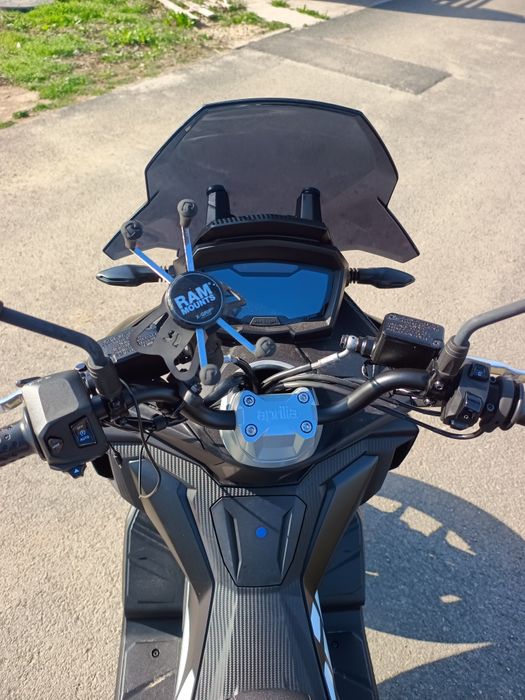 Aprilia SR GT Replica 125 , model 2023 , 3000 km