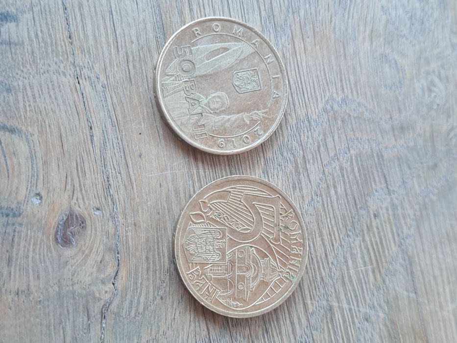 Monede rare aia din Grecia de 2 euro e cu s jos