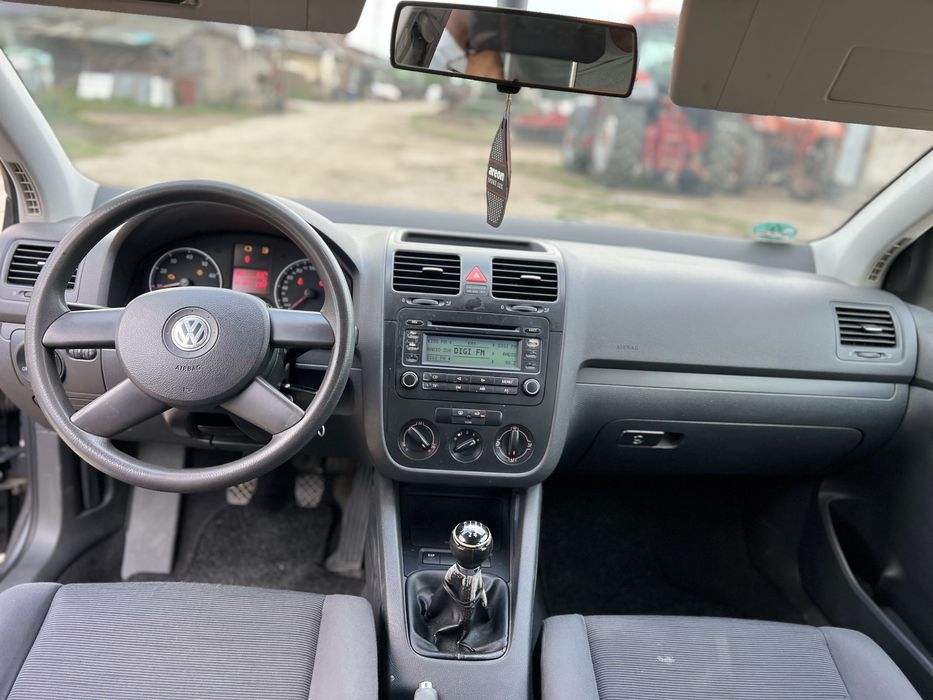 De vanzare vw golf 5