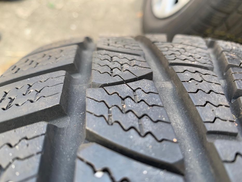 Jante Tiguan 16inch cu cauciucuri Pirelli de iarna