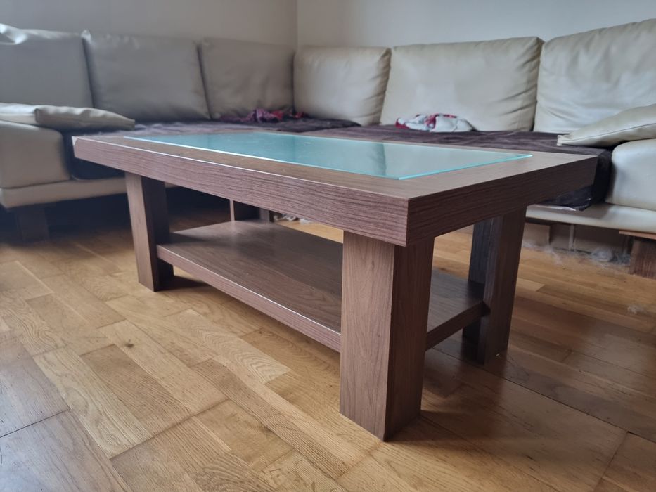 Малка холна маса