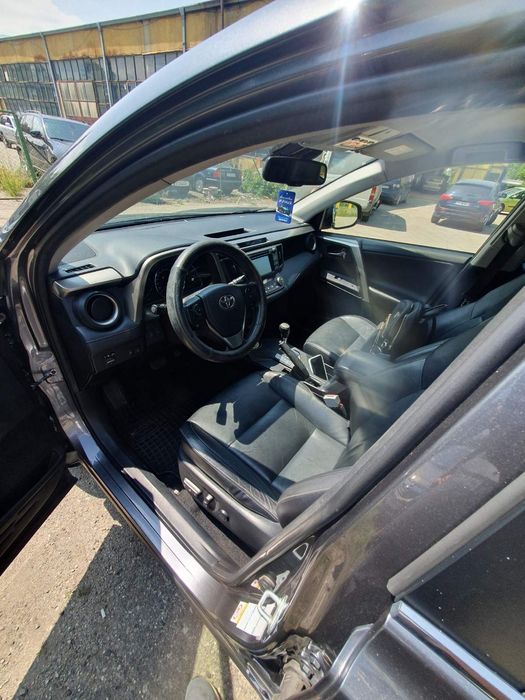 Тойота RAV4 2014 г.