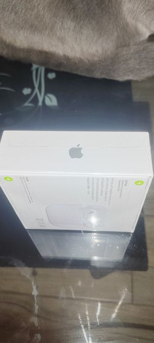 Airpods 3 nou, sigilat