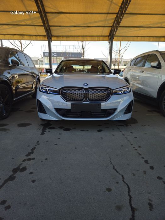 Bmw i3 i4 i5 xammasdan bor kimga qiziq bolsa aloqaga chiqilarranglar!