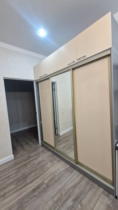 Продается Шкаф -купе