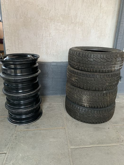 Продам шины и диски