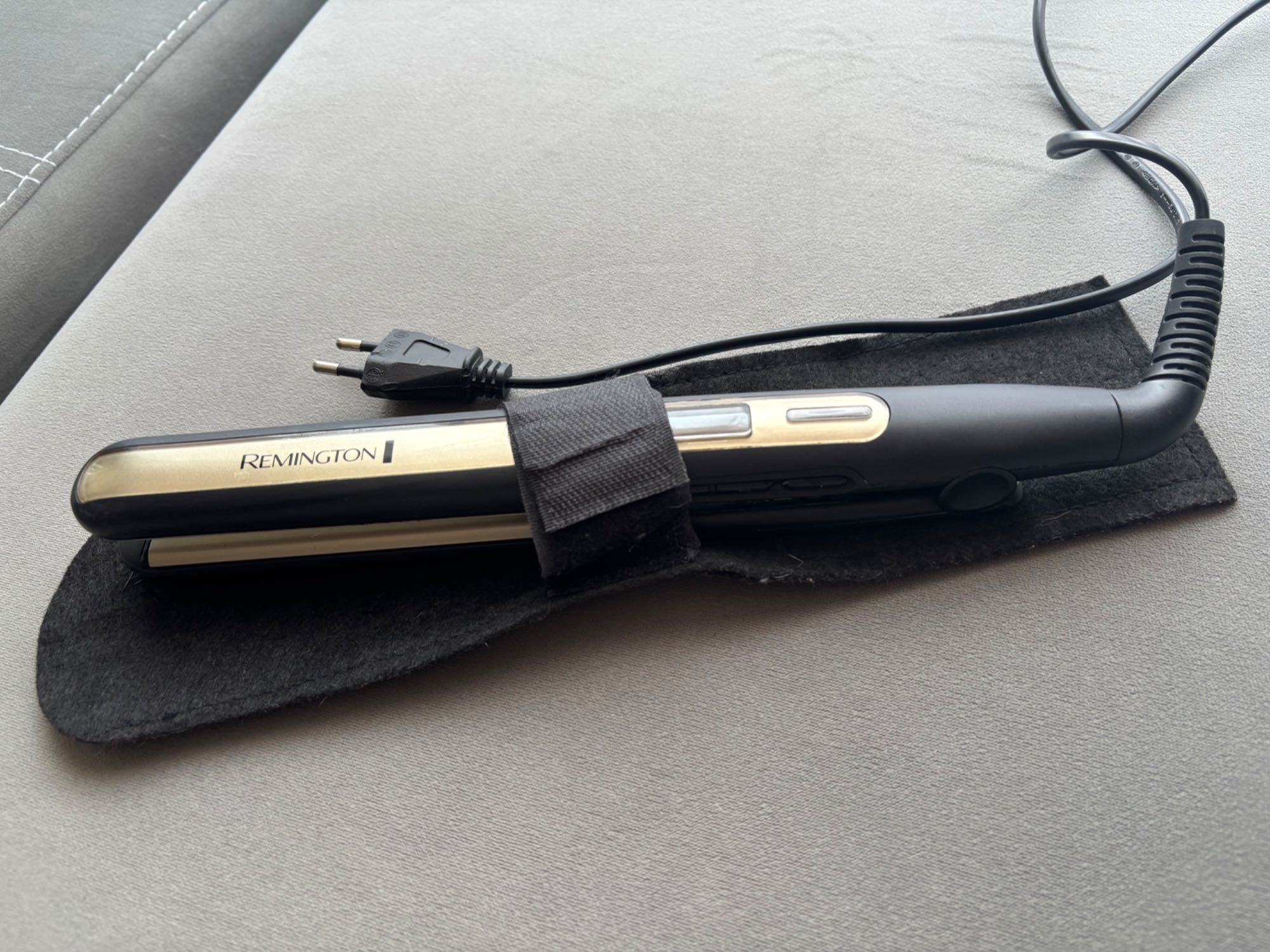 Преса за къдрене и изправяне Remington S6500,Керамика,150-230C,