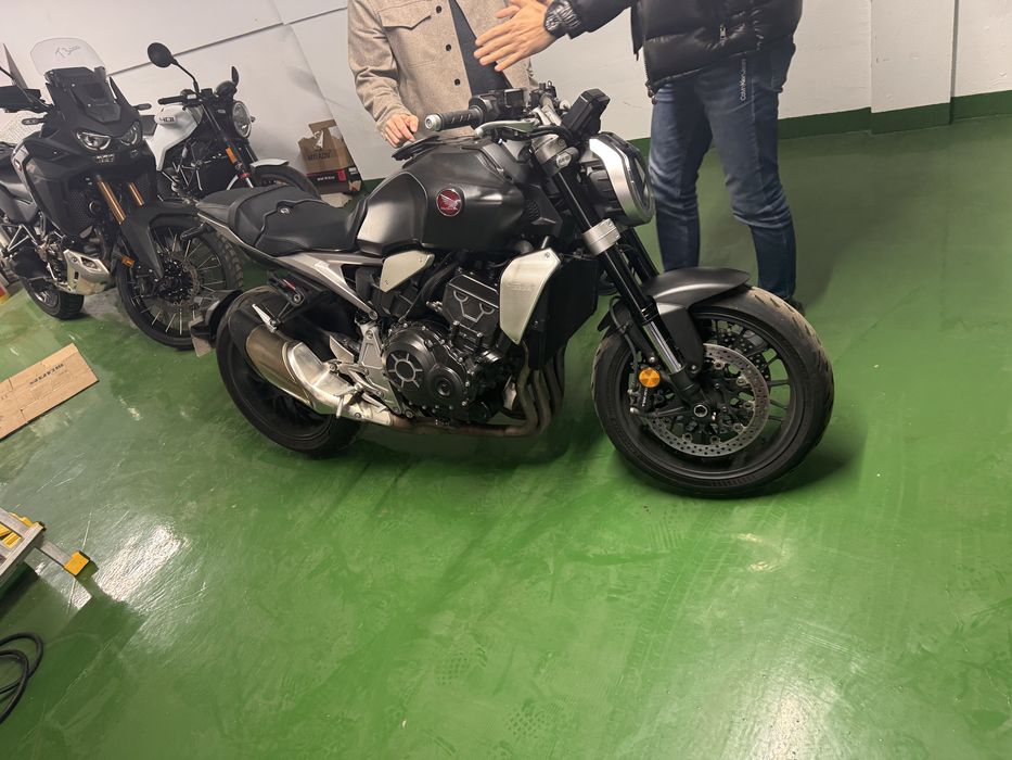 Honda cb 1000r an 2022