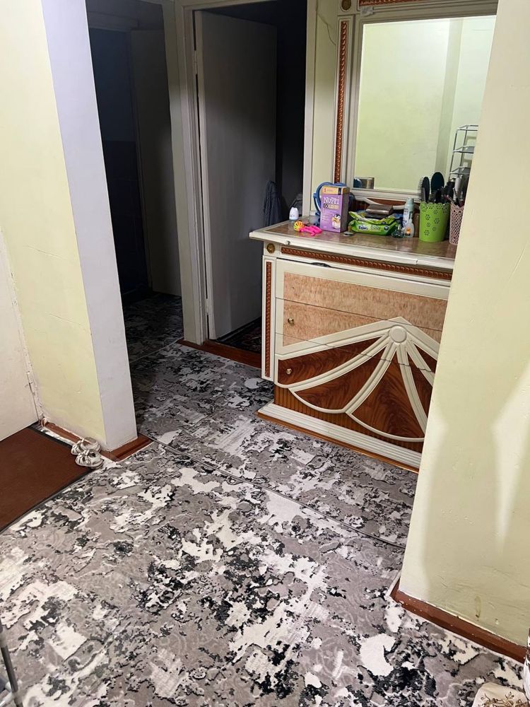 Jizzax shahri Zargarlik mahallasida 4xonalik uy sotiladi.