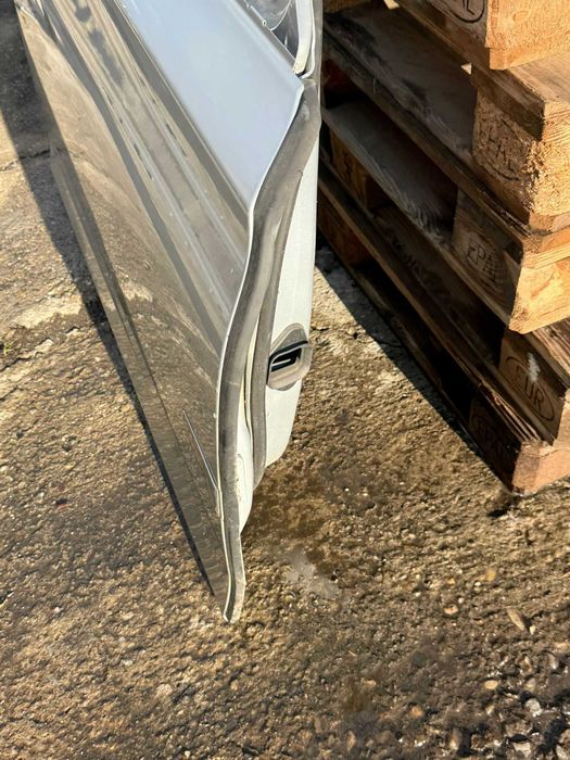 Usa stanga dreapta fata BMW seria 7 F01