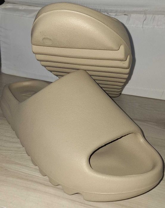 Yeezy Slide Desert sand - Размер EU 46 (Отговаря на EU 45)